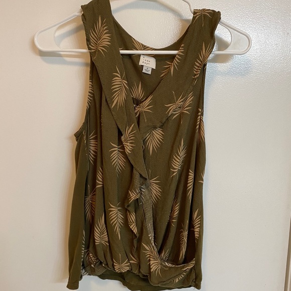 Crossover tank top blouse - Picture 1 of 2